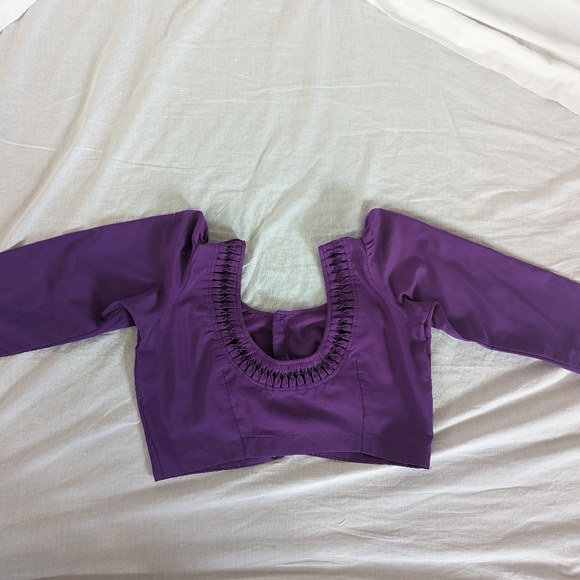 Bundle of 4 Indian Readymade blouses - Picture 16 of 17